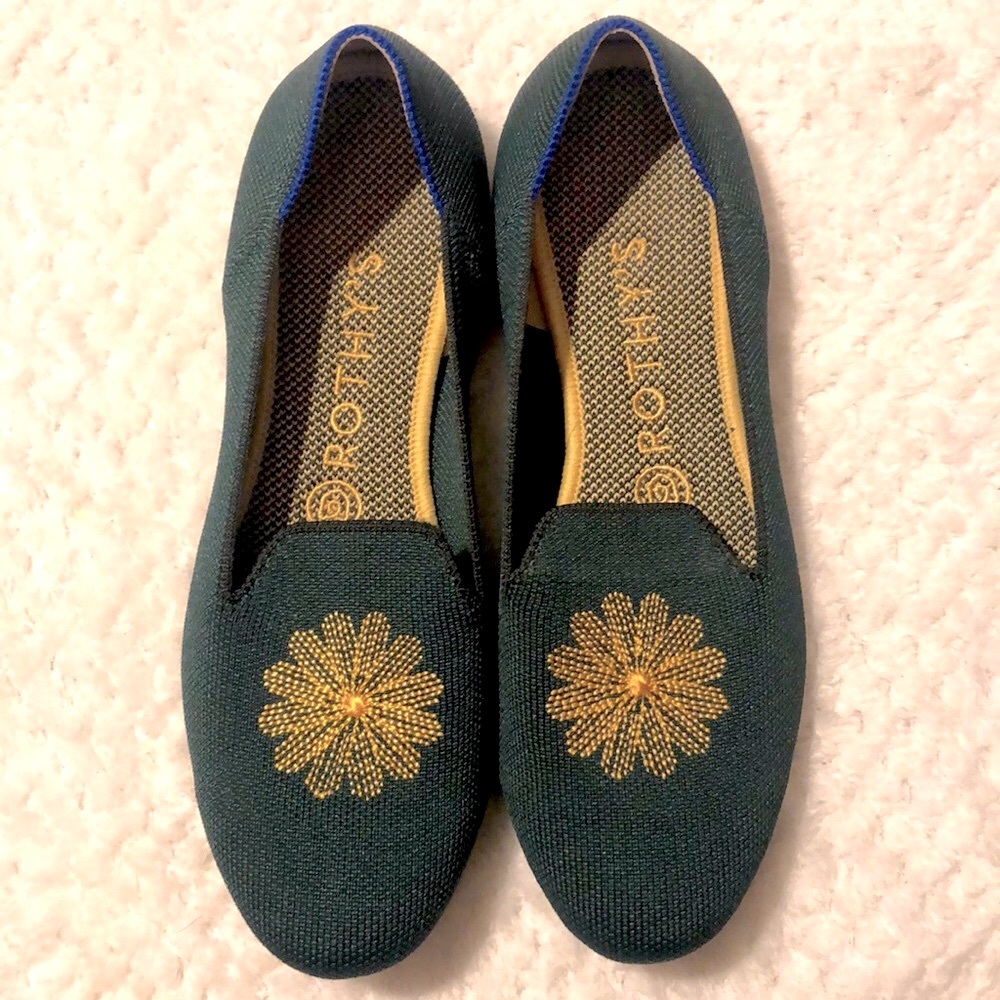 Rothy’s The Loafer Holiday Evergreen Gold Flower